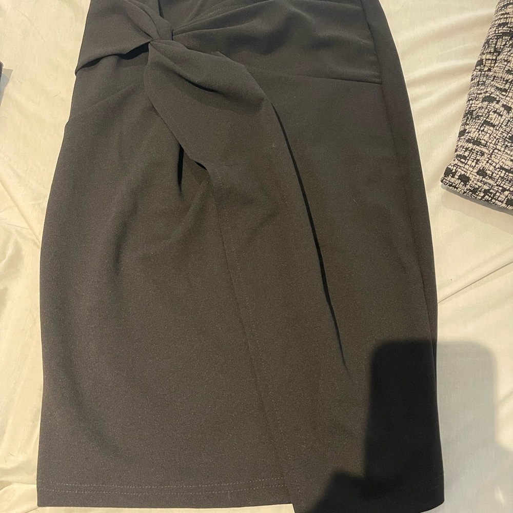 New black Women's Skirt